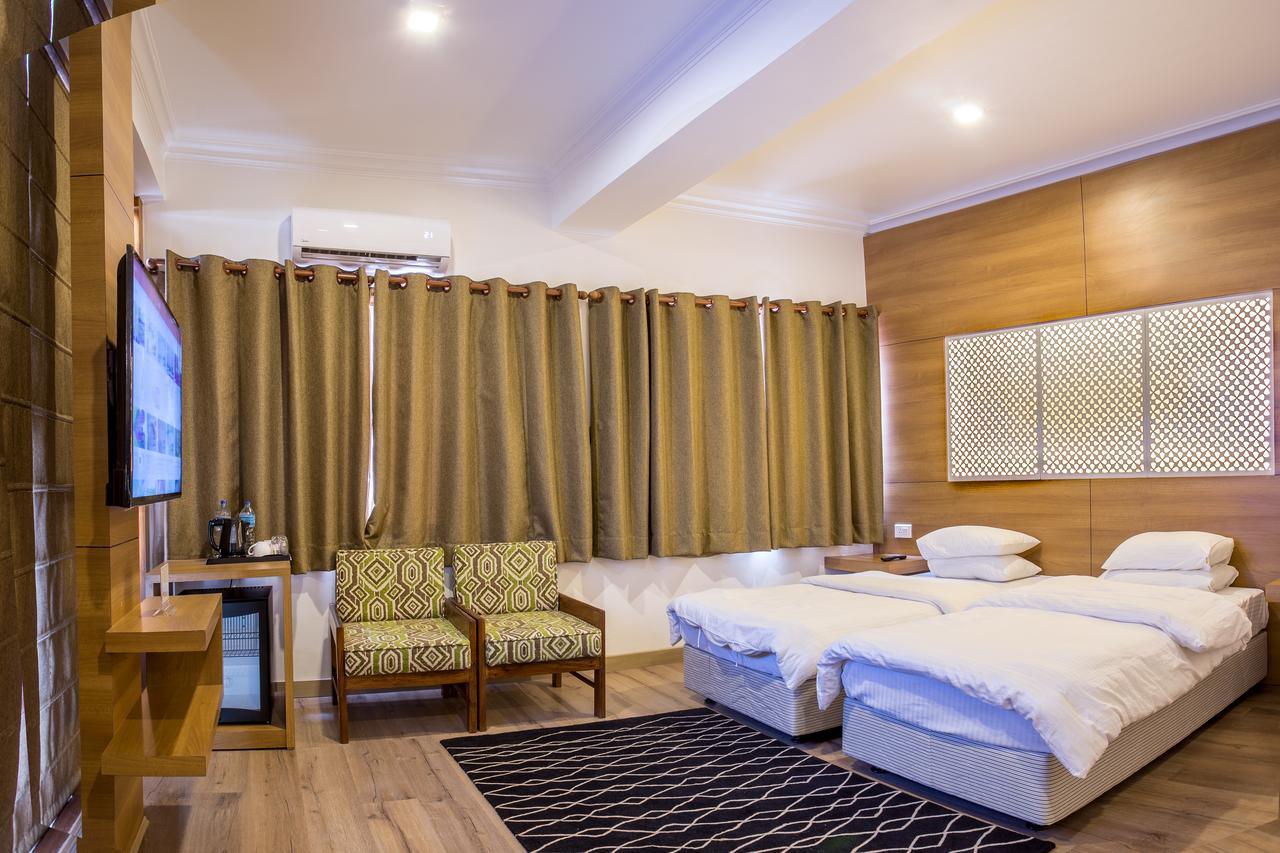 Marcopolo Business Hotel Катманду Екстер'єр фото